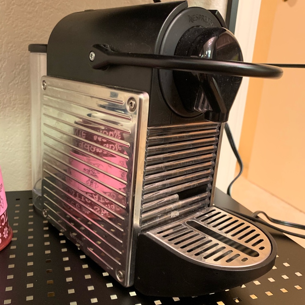 Nespresso (Pixie Electric Titan model)